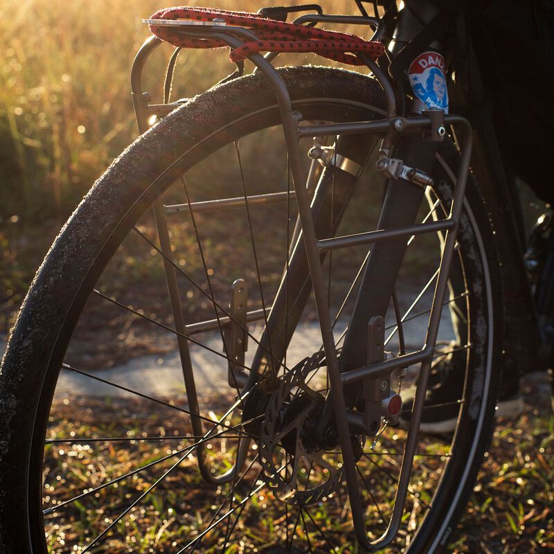 Outpost Front World Touring Rack
