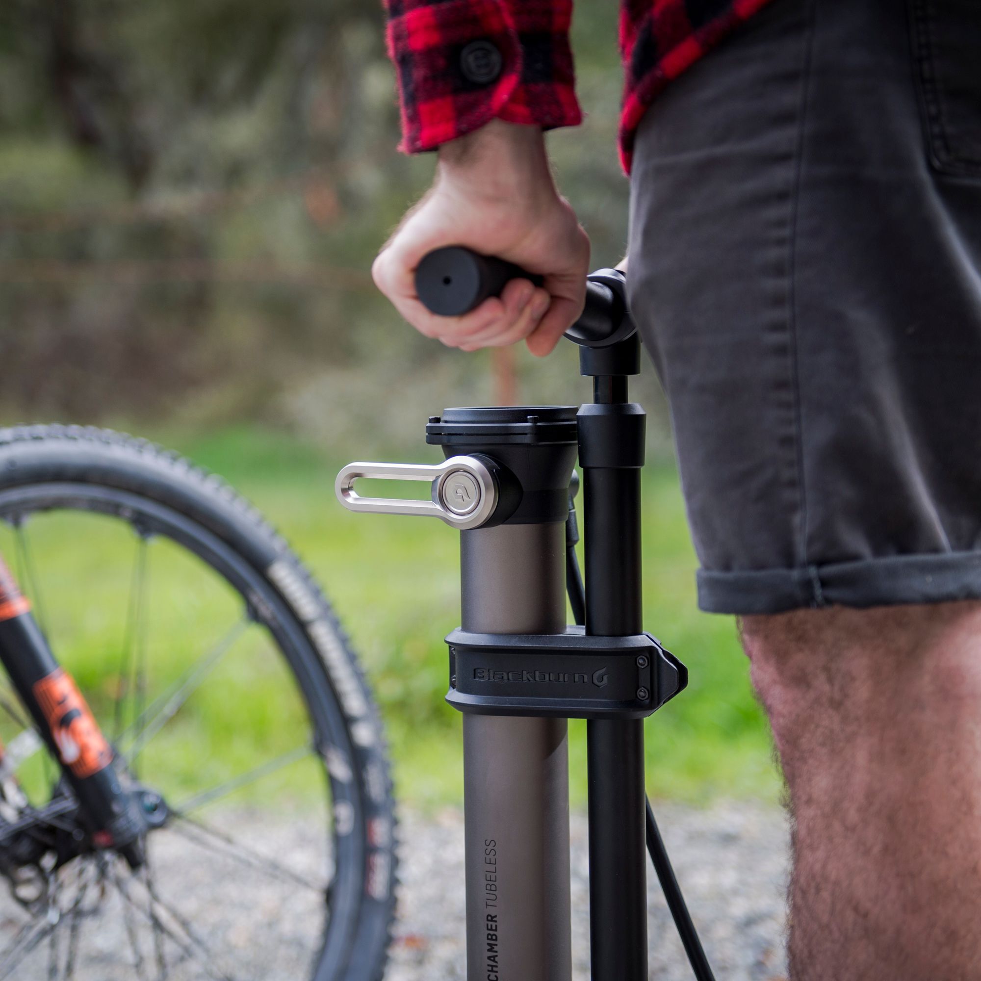Blackburn chamber cheap tubeless floor pump