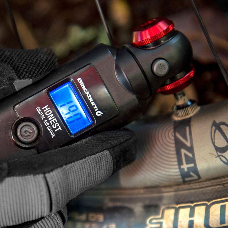 Honest Digital Pressure Gauge