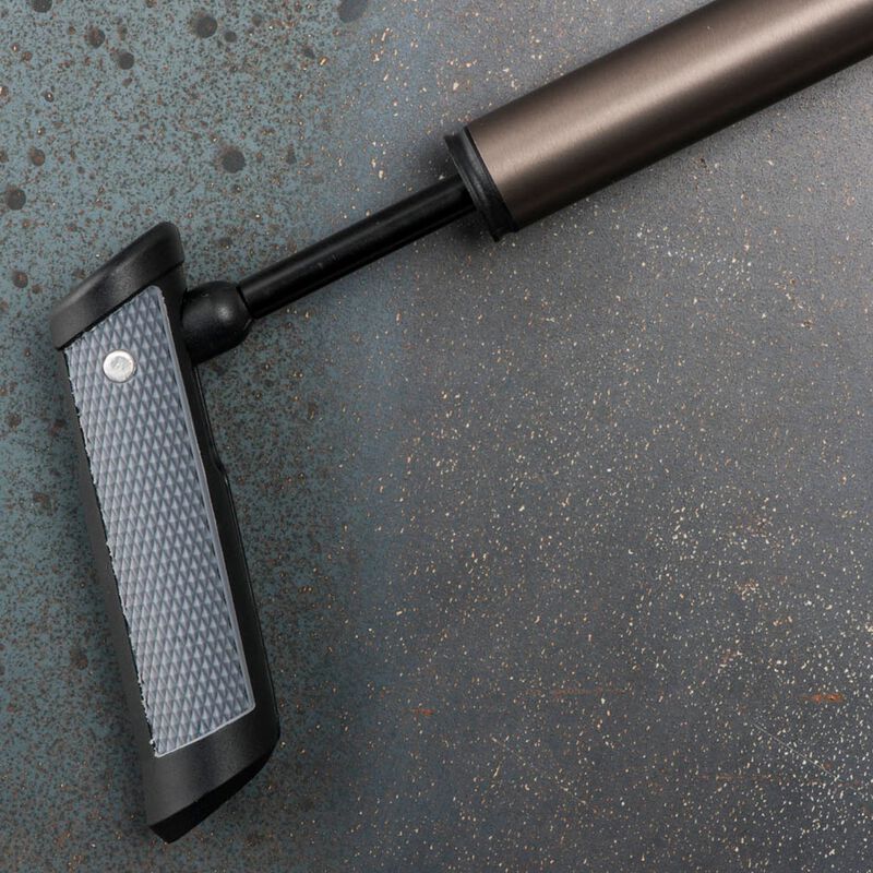 Airstik Anyvalve Mini-Pump