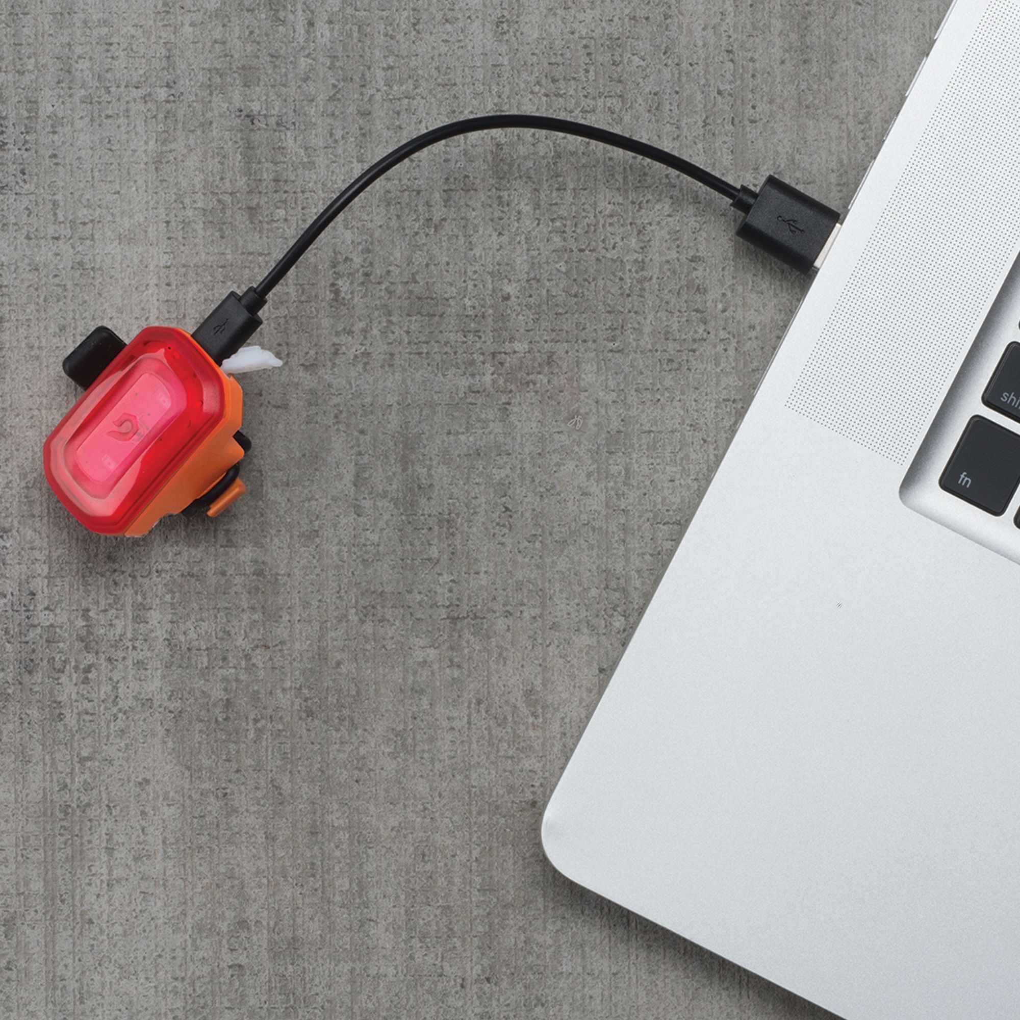 Blackburn sales light charging