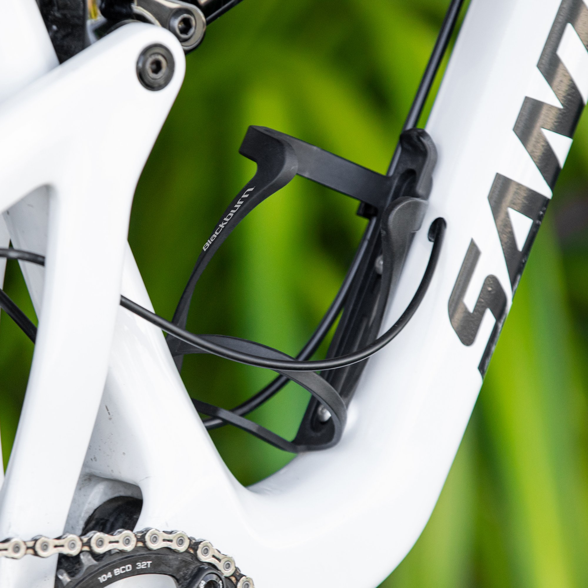 Sidetrack Bottle Cage - Left Details