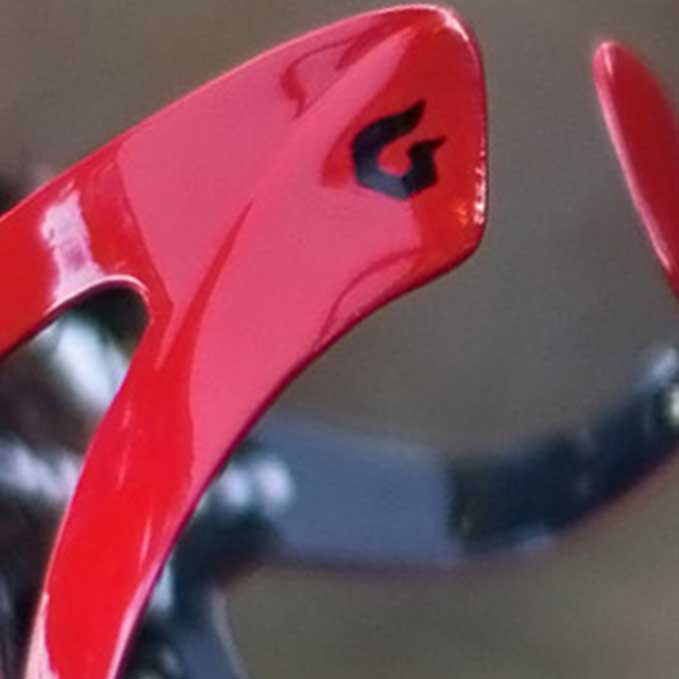 Camber Carbon Bottle Cage Specs
