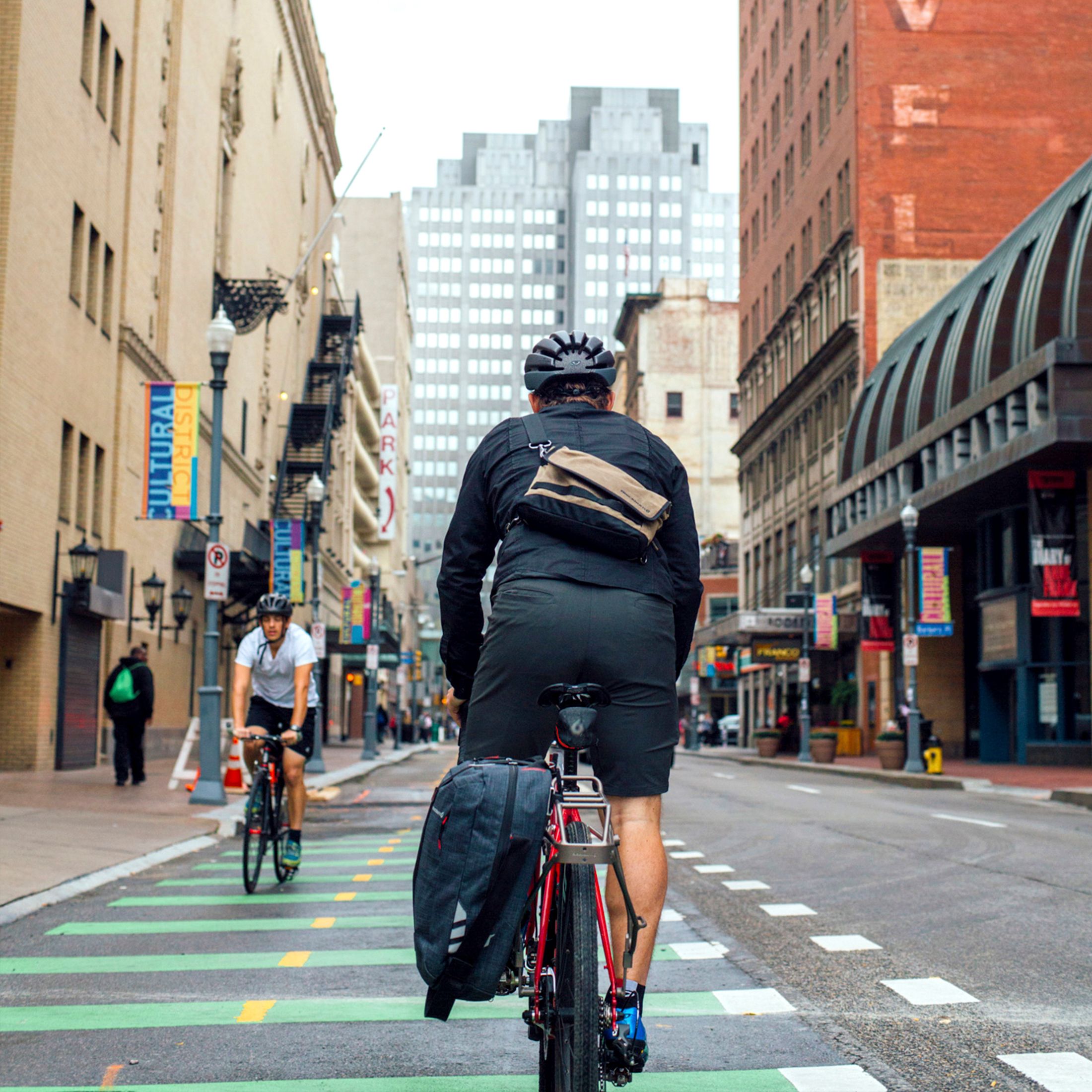 Barrier Small Seat Bag Specs
