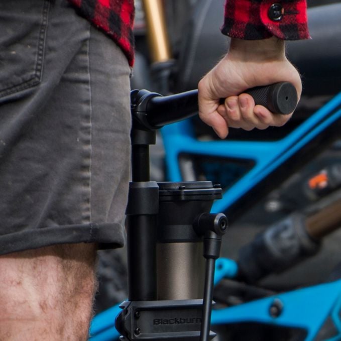 Chamber Tubeless Floor Pump Details