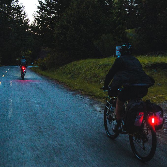 Click USB Front + Rear Light Set Specs